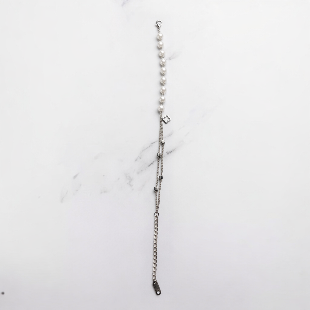 BLINK Pearl Drop Chain Bracelet